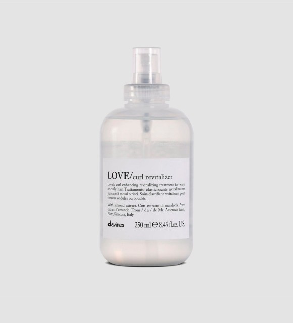 LOVE CURL REVITALIZER 250 ML.